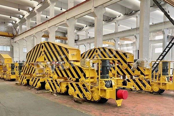 Port terminal travelling mechanism